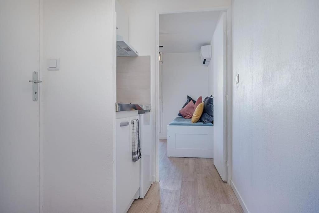 Appartement Climatise Avec Terrasse Tout Equipe A 5Min De La Gare St Charles Marseille Extérieur photo